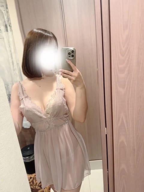 scrape_url:https://esthe-alice.net/images_staff/506/07231634176.jpg