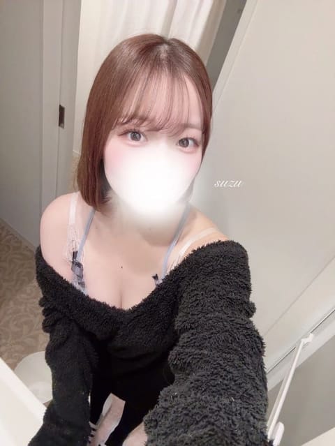 scrape_url:https://esthe-alice.net/images_staff/506/070419000139_7.jpeg