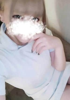 小鳥遊 ゆの