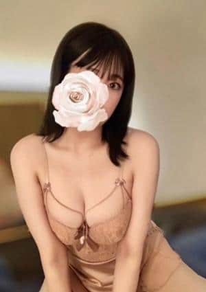 小嶋 えみり