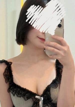 鈴木ももな