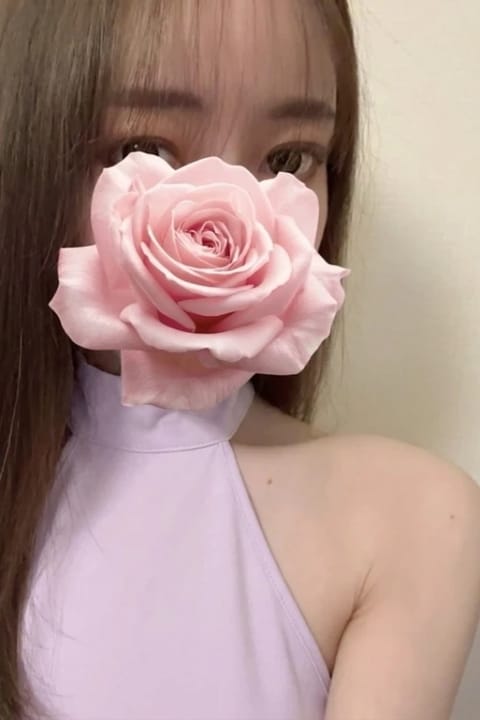 田町 ・ 三田メンズエステ Crossfade（クロスフェード） セラピスト るな 32歳