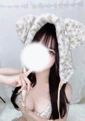 真城せりな