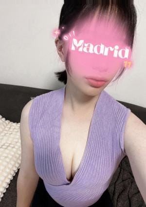 Oil Madrid（オイルマドリード） セラピスト 加藤あかり