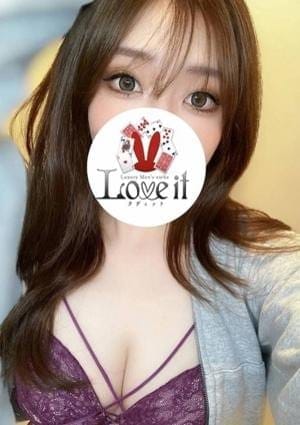 夢咲えれな
