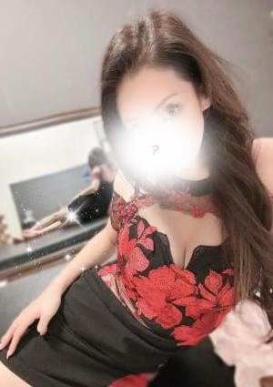 日向セリ