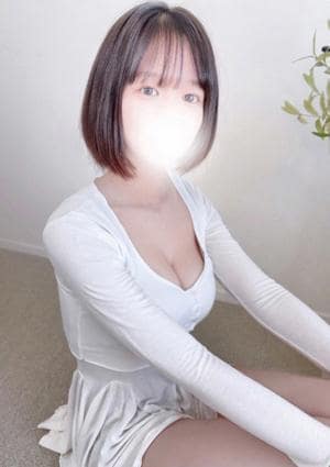 高田あいな