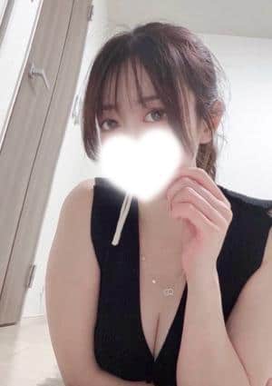 秋元ゆあ