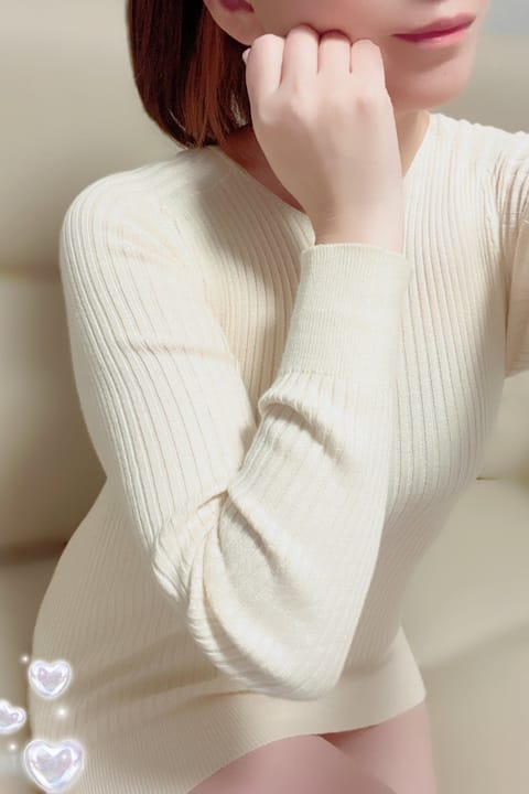 scrape_url:https://esthe-dulcis.com/images_staff/126/053119395154.jpeg
