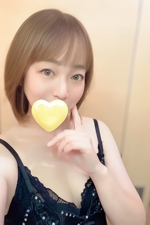 scrape_url:https://esthe-dulcis.com/images_staff/126/021621554189.jpg