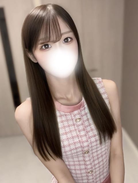 scrape_url:https://lumitia-aroma.men-este.net/data/staff/22/stf_6950d6c6b4da6.jpg