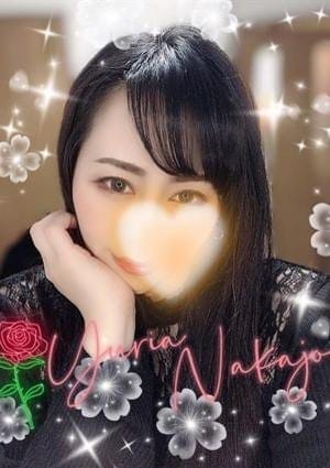中条ゆりあ
