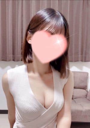 葉月りあ