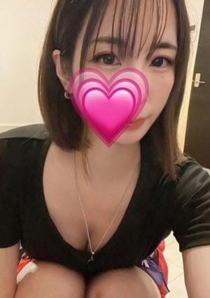 新井　ゆな