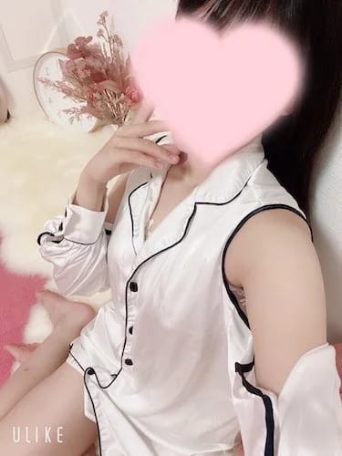 scrape_url:https://esthe-angeaile.com/images_staff/25/090716425249.jpeg