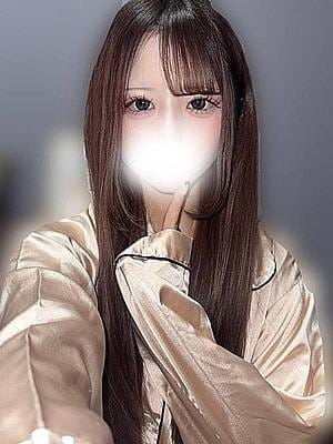 穴沢にじみ
