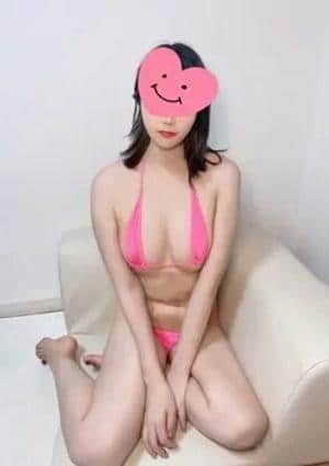 アロマフェニーチェ セラピスト りり