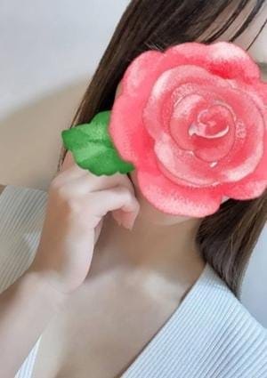 如月ひなの