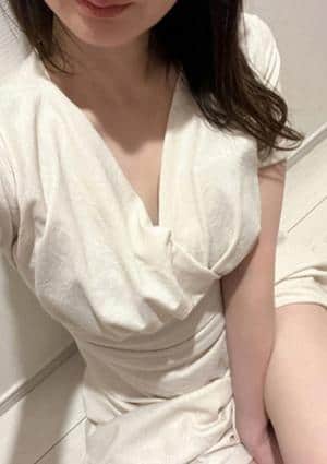 マダムローズ セラピスト 倉沢めぐ