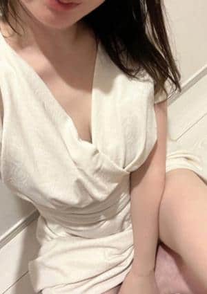 倉沢めぐ