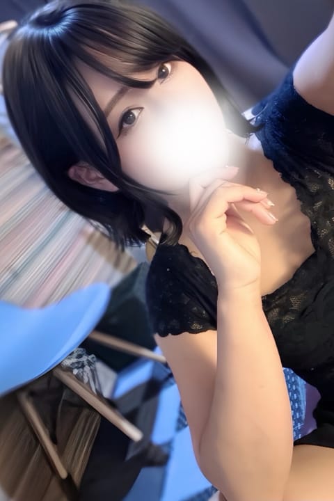 scrape_url:https://esthe-dulcis.com/images_staff/223/08181021358.jpeg