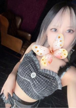 シークレットモーメント セラピスト なな