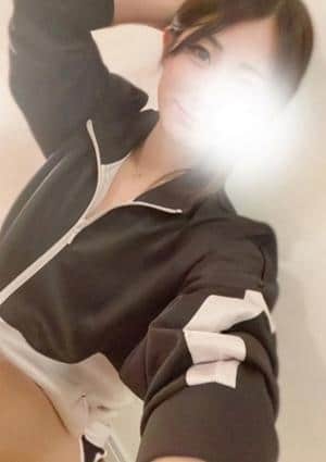 月乃ゆい
