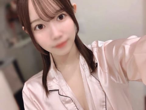 scrape_url:https://esthe-alice.net/images_staff/236/070418192110_15.jpeg