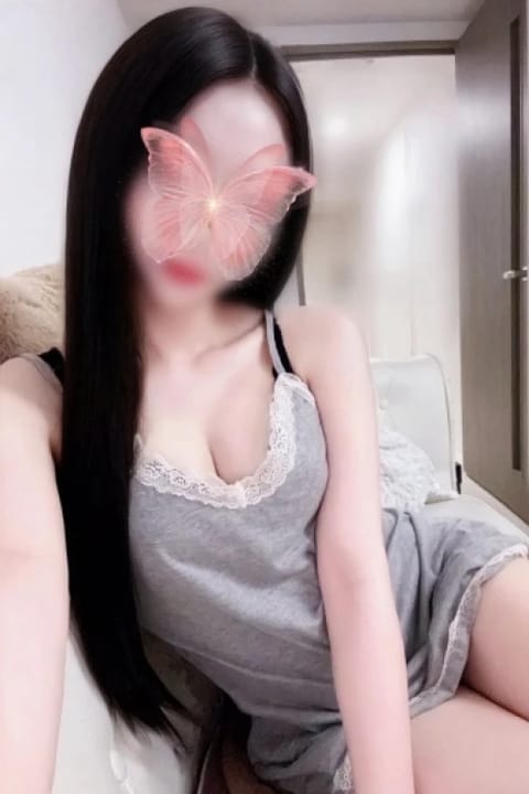 名古屋・栄メンズエステ〜HANIEL〜 セラピスト ⚜️なぎ⚜️ 23歳