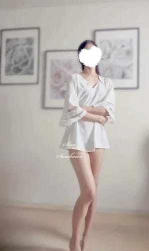 scrape_url:https://esthe-angeaile.com/images_staff/128/061914542842.jpg