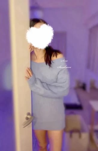 scrape_url:https://esthe-angeaile.com/images_staff/128/042915470943.jpg