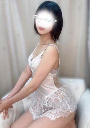 葉月らい