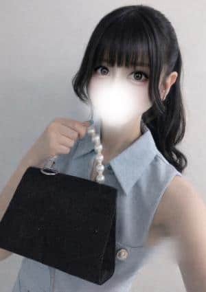 HITORI GURASHI セラピスト ひな
