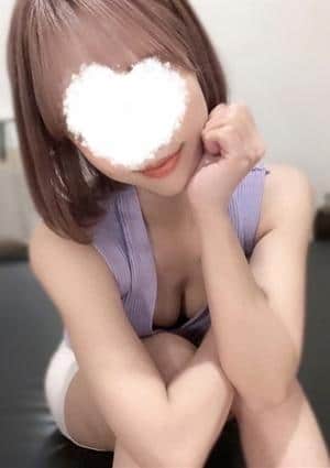 安達りほ