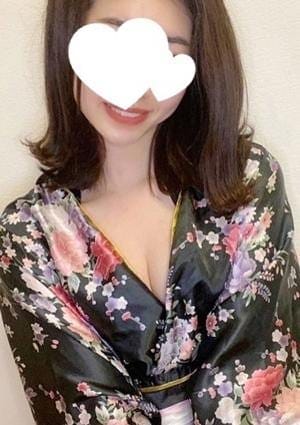 優楽亭 堺筋本町 セラピスト 紺(こん)