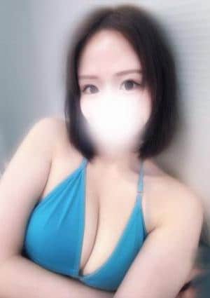 西内めぐ