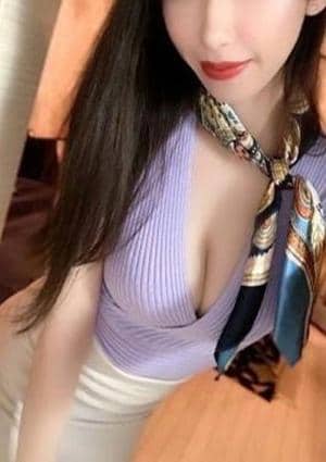 登坂かりな