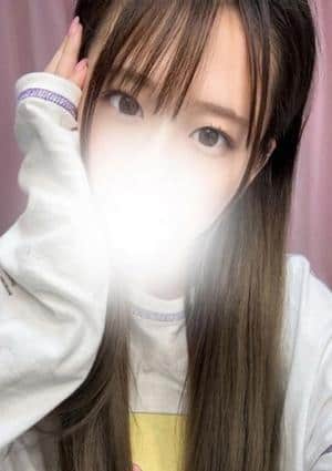 Chloe セラピスト 沖田すず