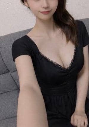 愛沢あや