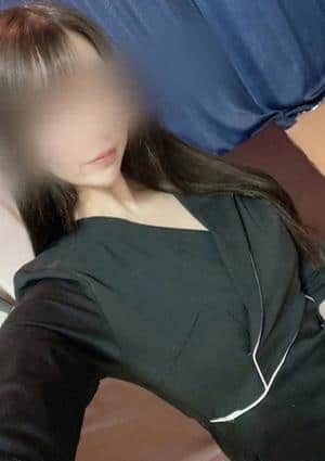 高宮　エマ