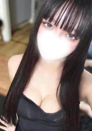 鷹野かりな
