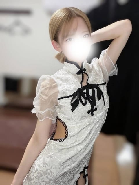 scrape_url:https://esthe-davinci.com/wp-content/uploads/2026/01/7054_20260606011557_600_800_2.jpg