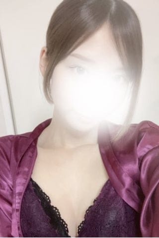ANNA（アンナ） セラピスト 涼宮かりん 24歳