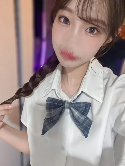 scrape_url:https://cdn2-caskan.com/caskan/img/cast/1753605246_0268125.jpeg