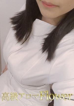 白石ひな